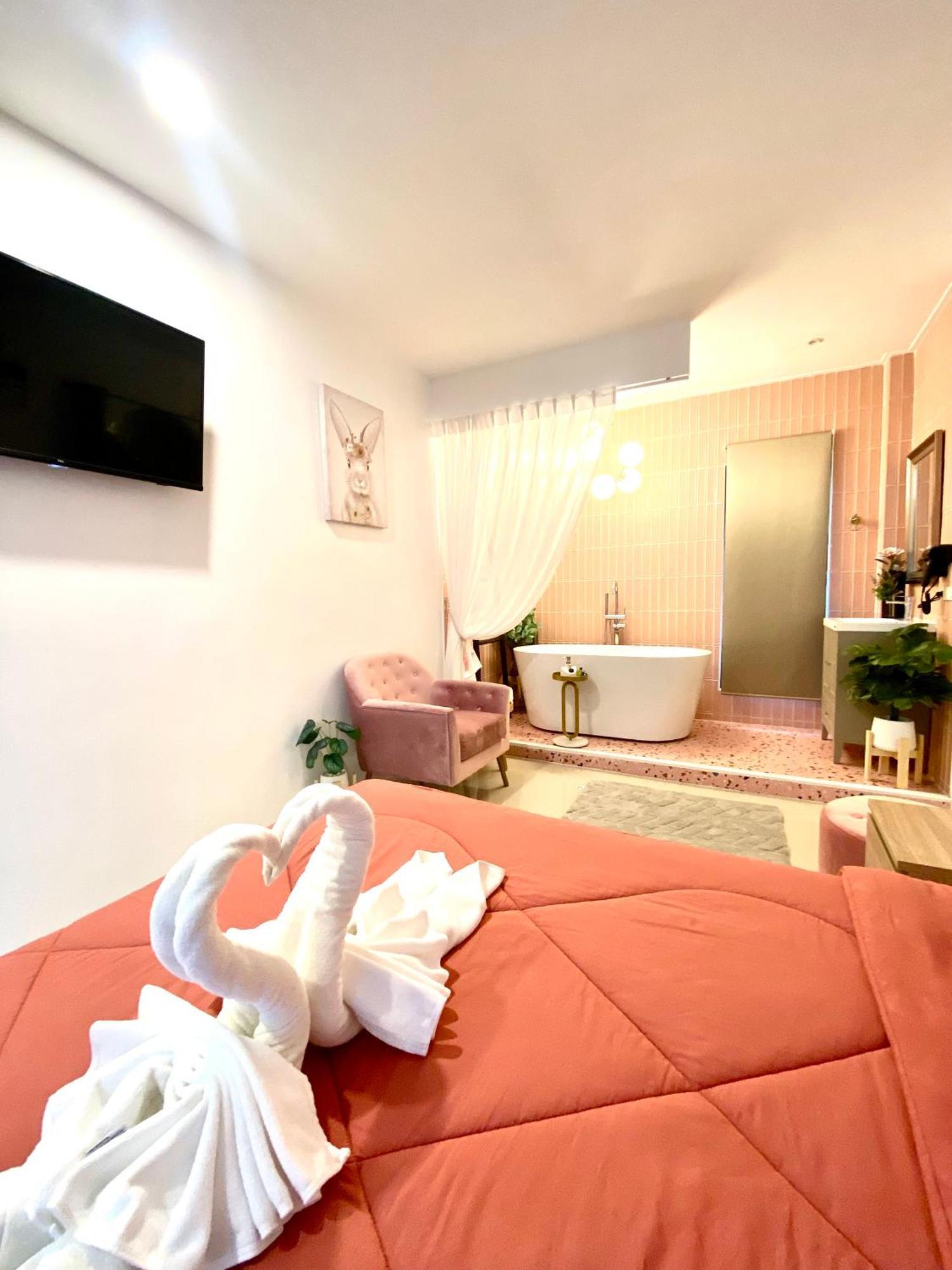 Virawan Home Villa ที่พักเกาะล้าน Exteriér fotografie