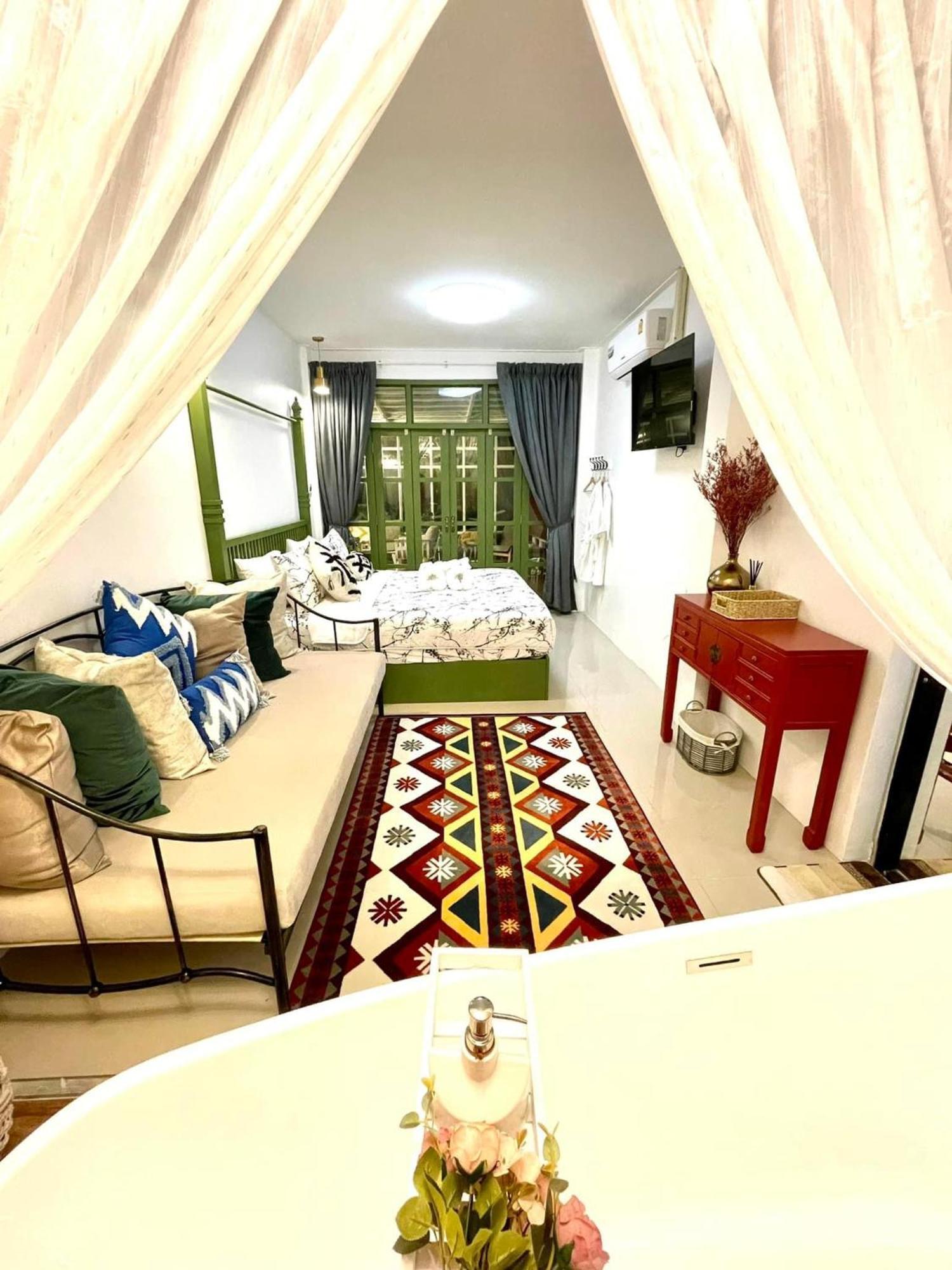 Virawan Home Villa ที่พักเกาะล้าน Exteriér fotografie